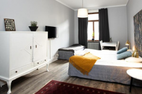  Systrar & Bönor Bed and Breakfast  Треллеборг